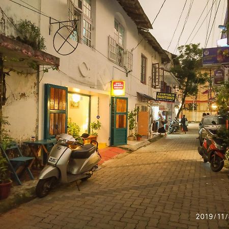 Готель Spice Holidays Kochi Екстер'єр фото